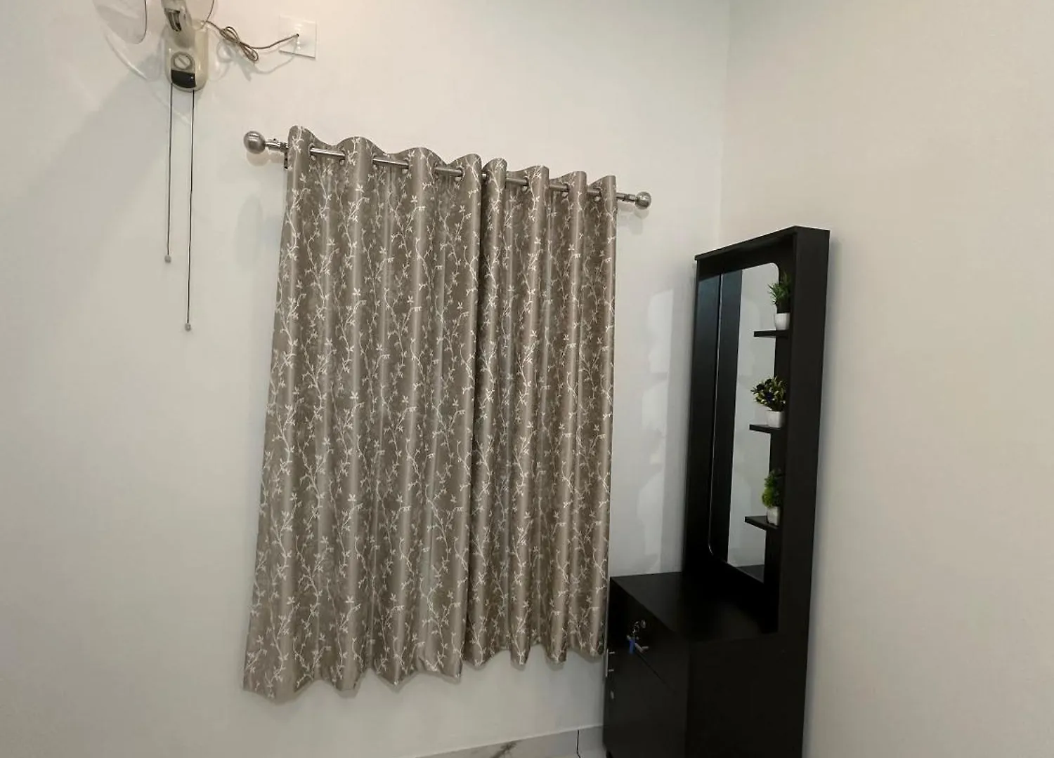 Homie Hub Apartment Meppadi
