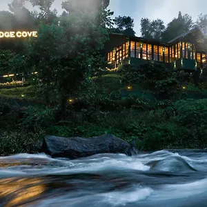  Lodge Iron Bridge Cove